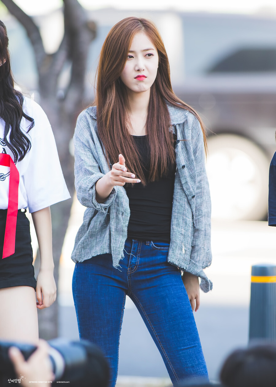 gfriend黄恩妃