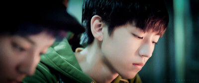 2017 王俊凯电影《解忧杂货店》