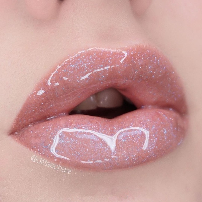 print your color on the lips - 堆糖,美图壁纸兴趣社区