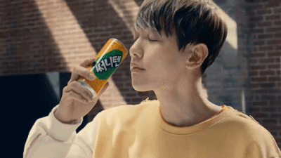 伯贤笑容gif&