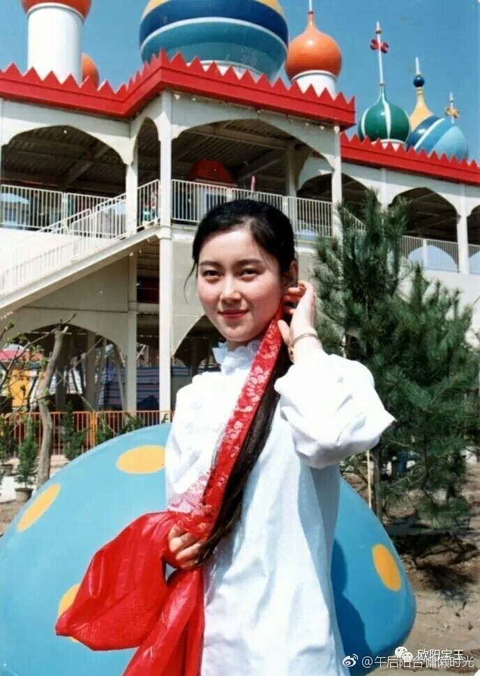 李伊