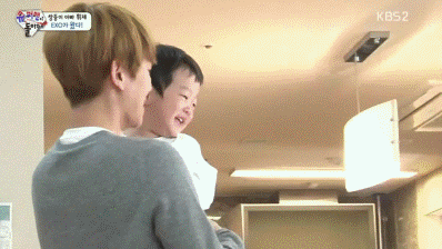 超人回来了灿白 gif
