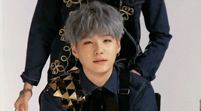 suga 闵玧其 bts 防弹少年团 糖糖的杀人微笑