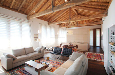 100平米房屋简单生态木吊顶装修效果图