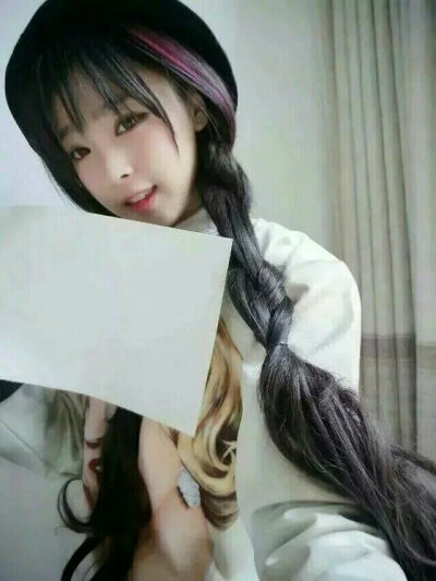 『江屿』小仙女的举牌头像图源qq侵权歉删