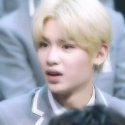 毕雯珺 黄明昊