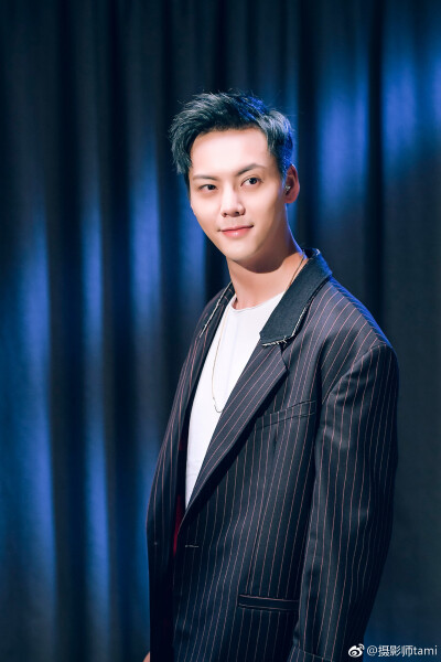 陈伟霆 william chan 180312 南方有乔木 时樾 宣传片 1333 x 2000