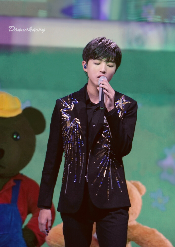 王俊凯#tfboys王俊凯#tfboys cr 北京皮革王俊俊
