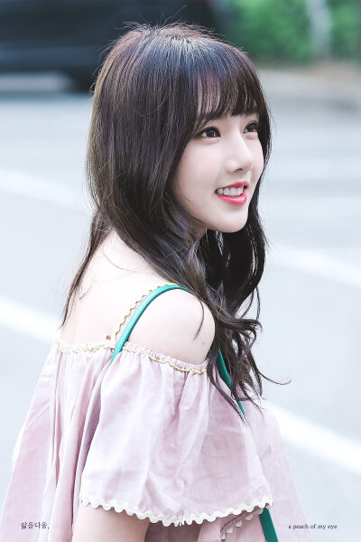 收集 点赞 评论 gfriend 女朋友 小女友 女友团 队长 队腿 长腿