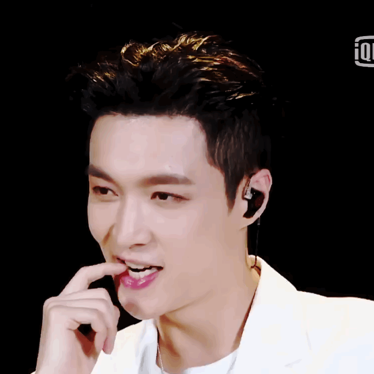 exo lay 张艺兴 - 堆糖,美图壁纸巳ど缜