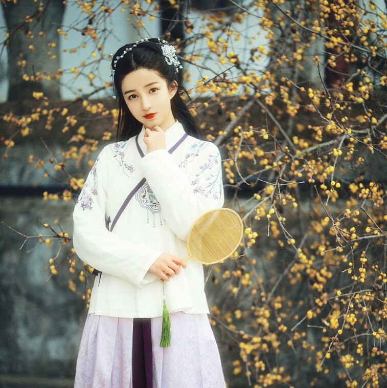 古风真人 壁纸 女生头像 女头 小清新 虐心 唯美 高清 意境 古风 古风