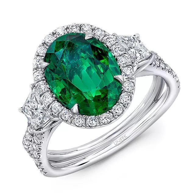 美丽而大方的祖母绿戒指,总有一款适合你!