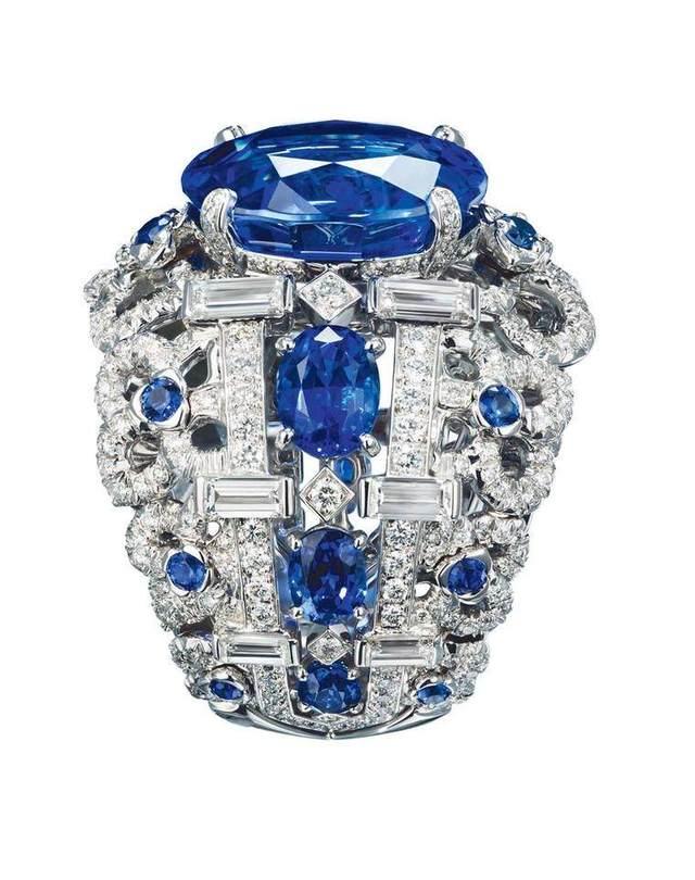 尚美巴黎蓝宝石戒指图片