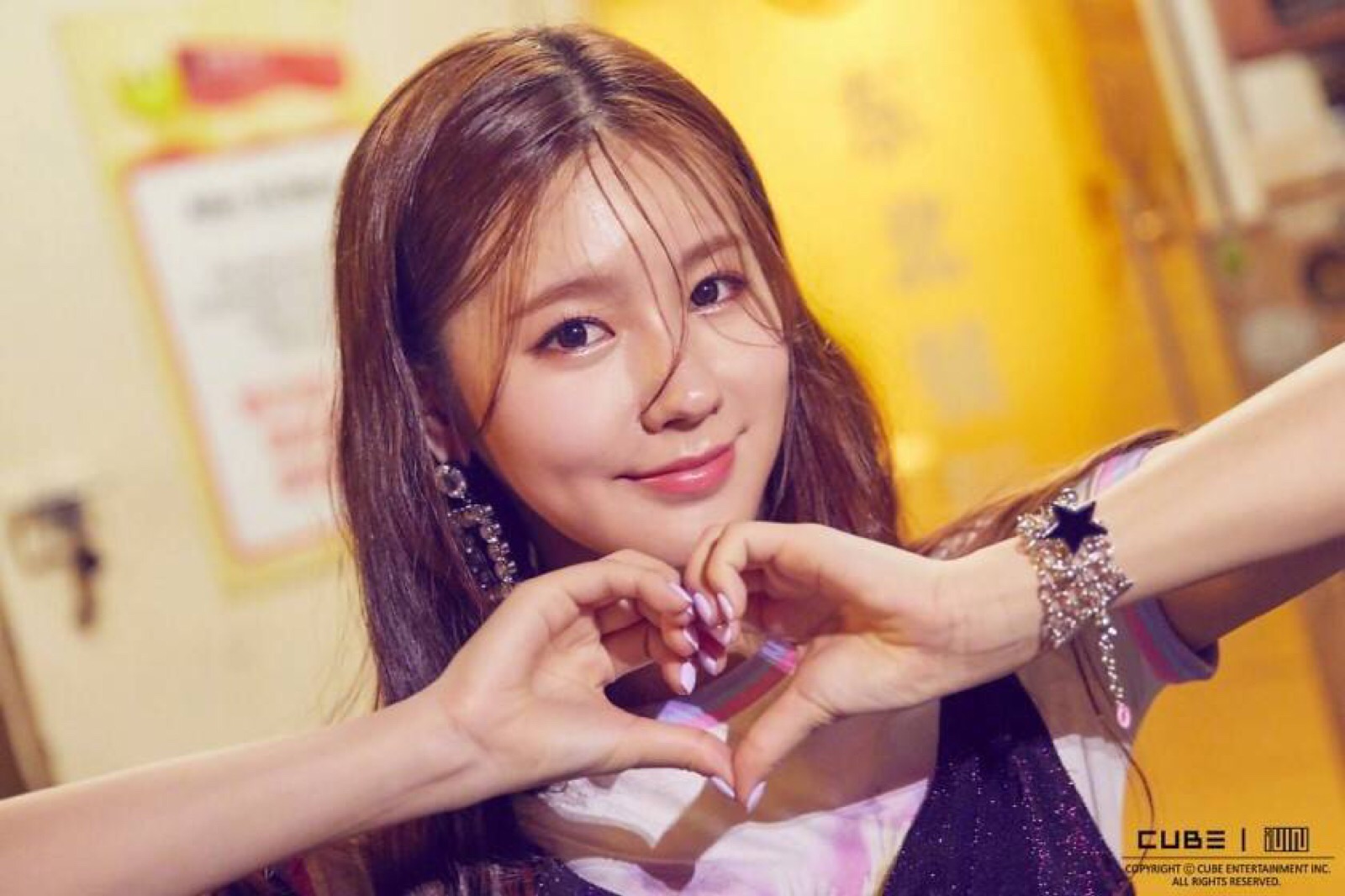 (g)i-dle 赵美延