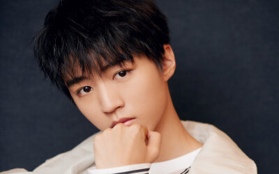 tfboys王俊凯气质帅气写真高清壁纸