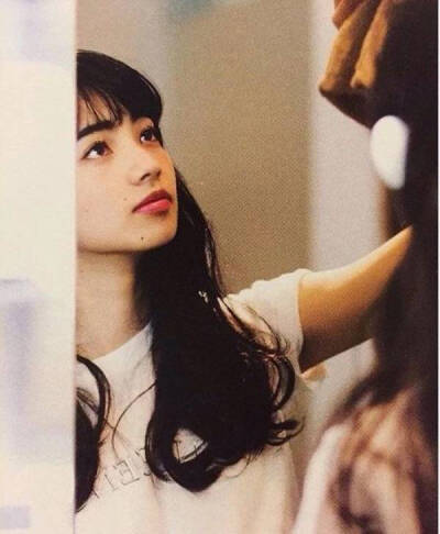 微博@小松菜奈ins