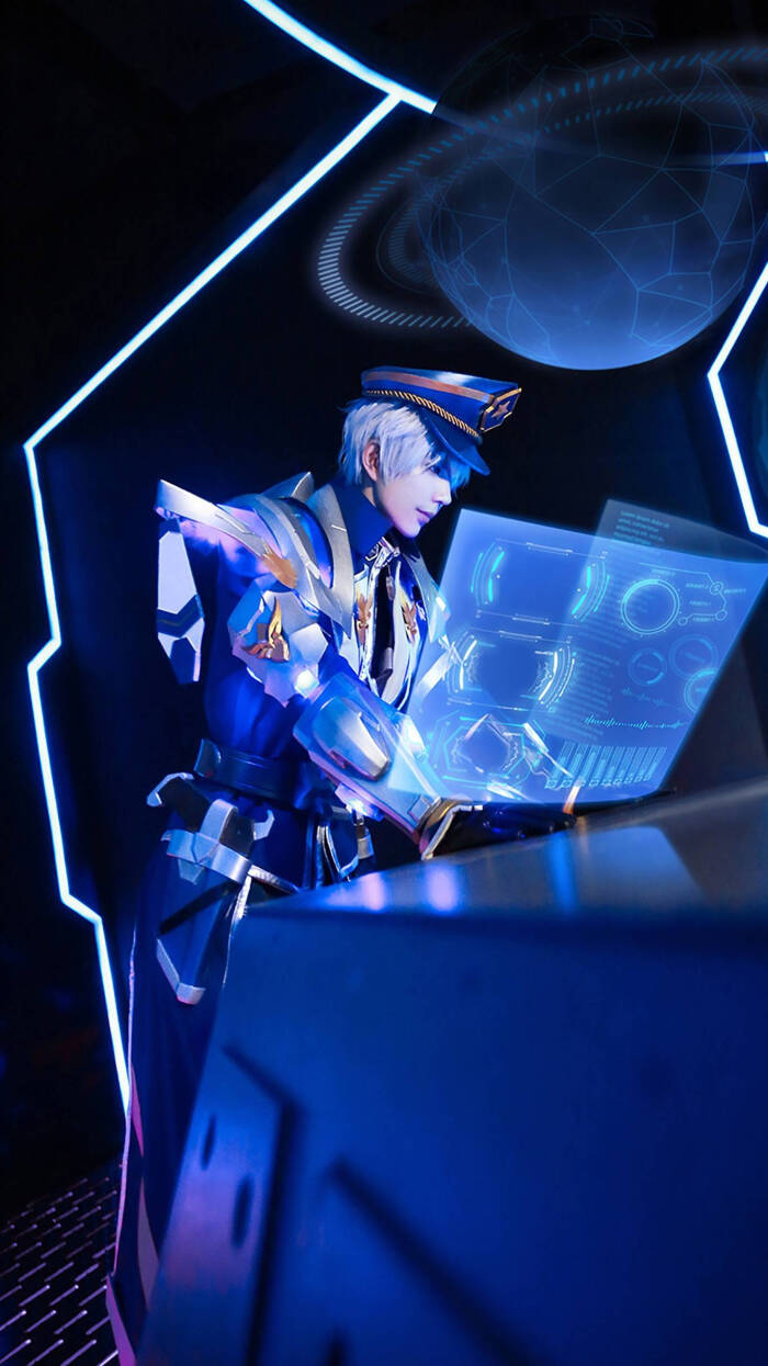 王者荣耀cosplay 诸葛亮 星航指挥官