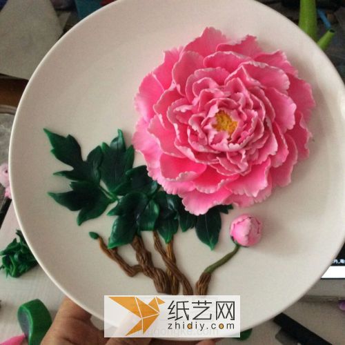 粉红色软陶牡丹花盘教程 第17步