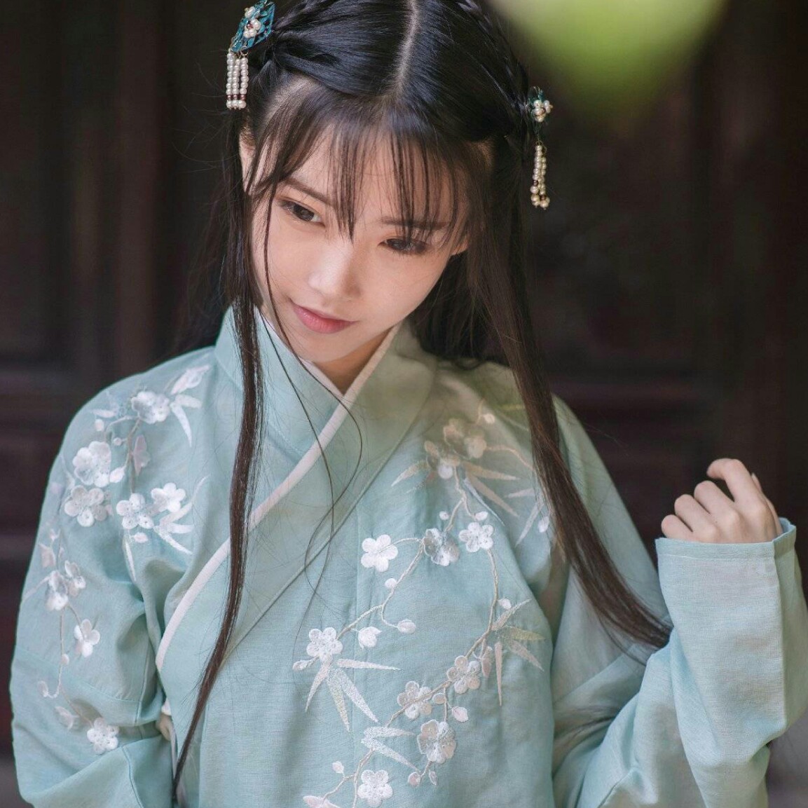 古风真人 壁纸 女生头像 女头 小清新 虐心 唯美 高清 意境 古风 古风