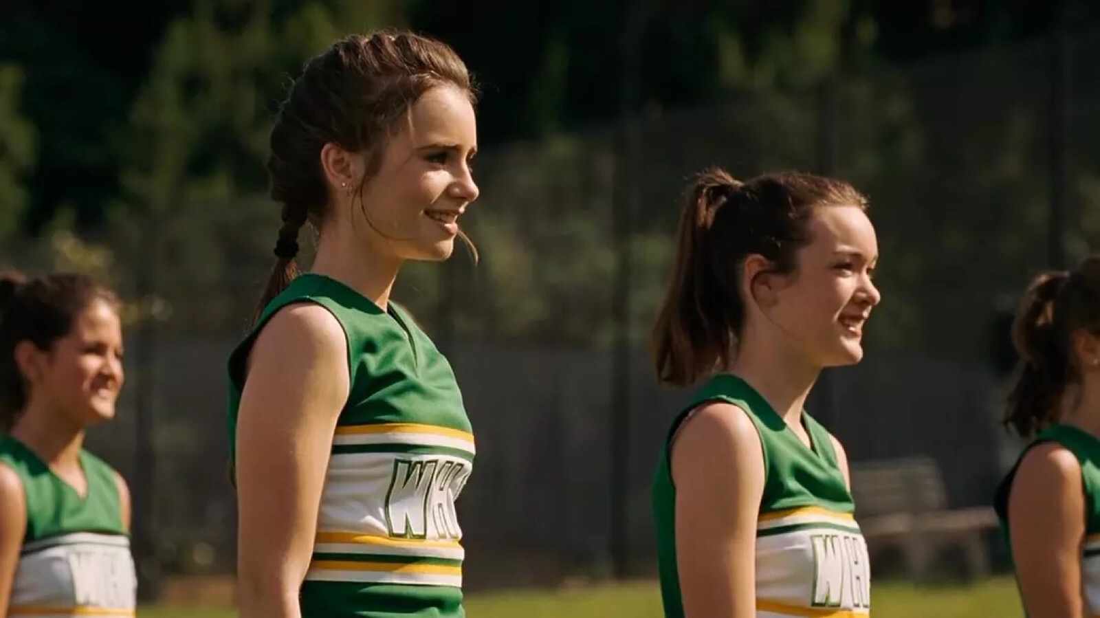 弱点——lily collins