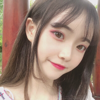 女生头像 小清新 闺蜜 动漫 双人 四宫格 白边 双马尾 眼妆 自调 手控