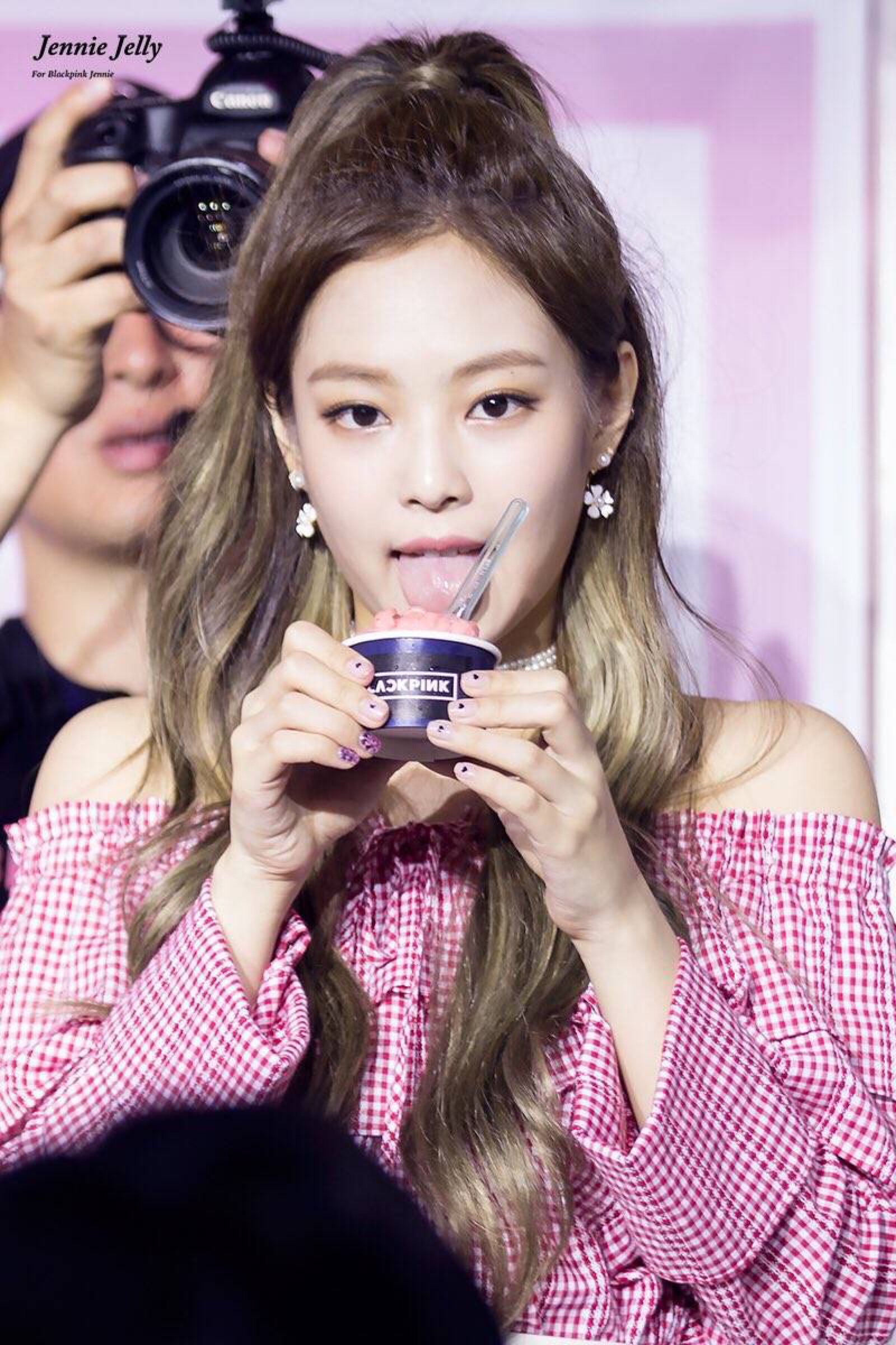 170701 分发冰淇淋 jennie