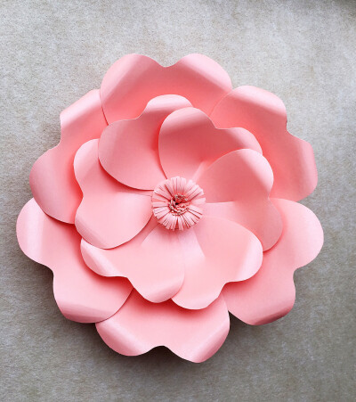 溪芸纸艺花坊 的纯手工制作纸花装饰.xiyunzhiyi.taobao.com