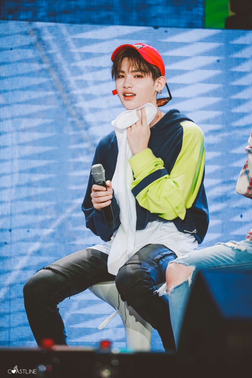 justin 黄明昊