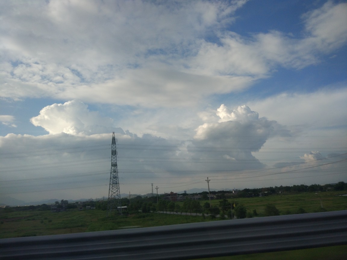 天与地 
