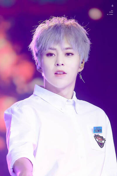 金珉锡 xiumin exo成员