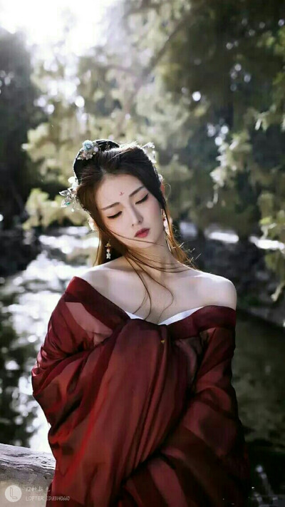 汉服小姐姐背影图