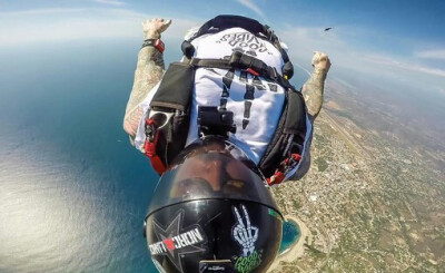 人生需要不断挑战,超刺激的极限跳伞,这一辈子就想尝试一回!