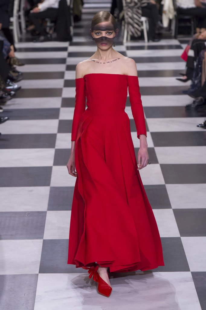 克里斯汀迪奥christiandior2018春夏高级定制发布秀couturespring2018