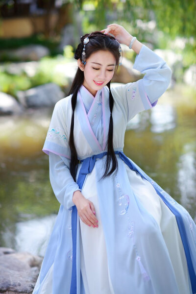 云想霓裳汉服
