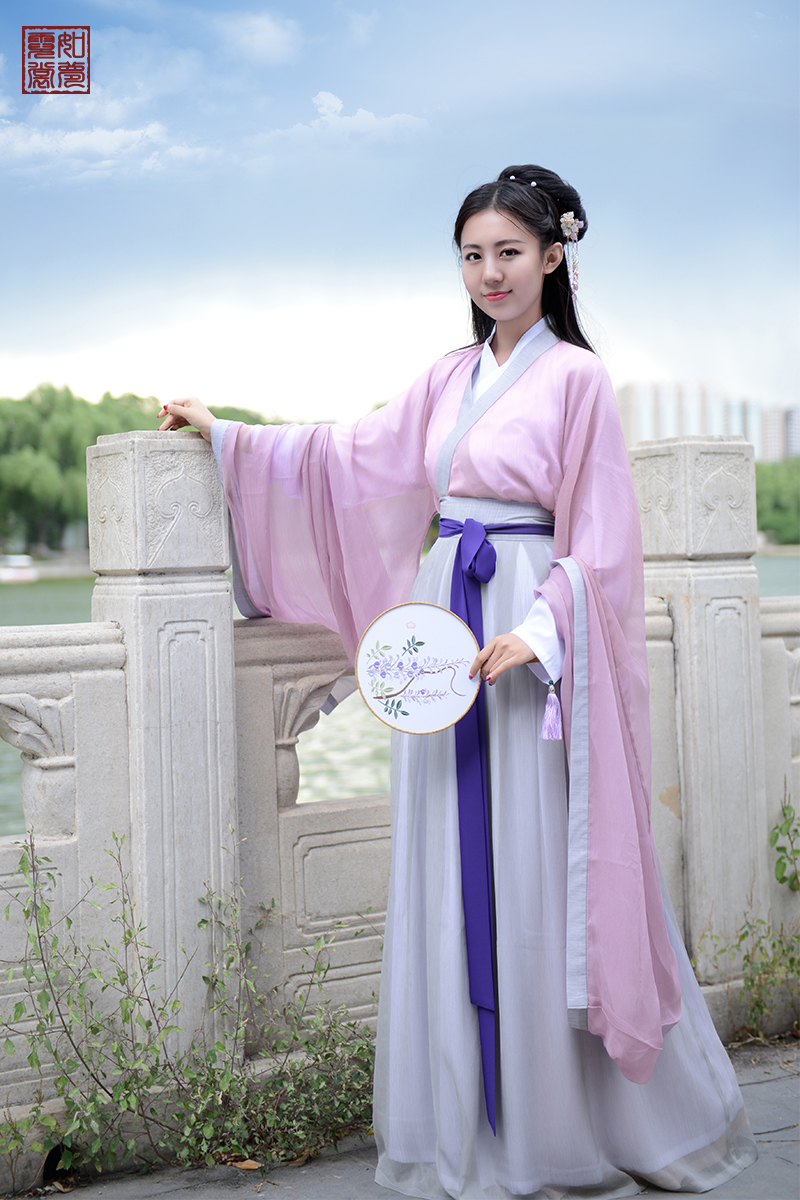 如梦霓裳汉服女装襦裙大袖衫[相思引三]魏晋风浅交领中衣非古装