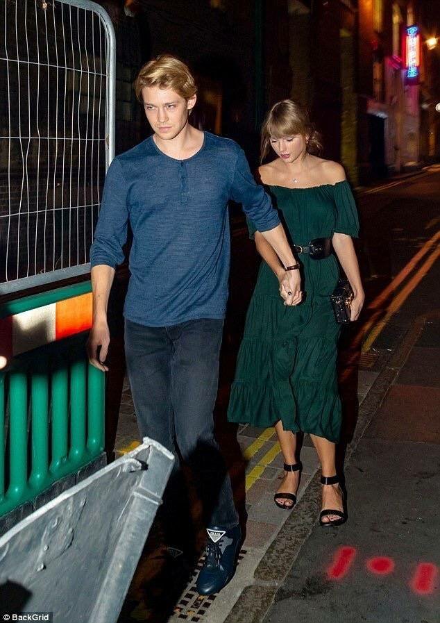 taylorswift男朋友joe,taylorjoealwyn taylorswift和男友joe
