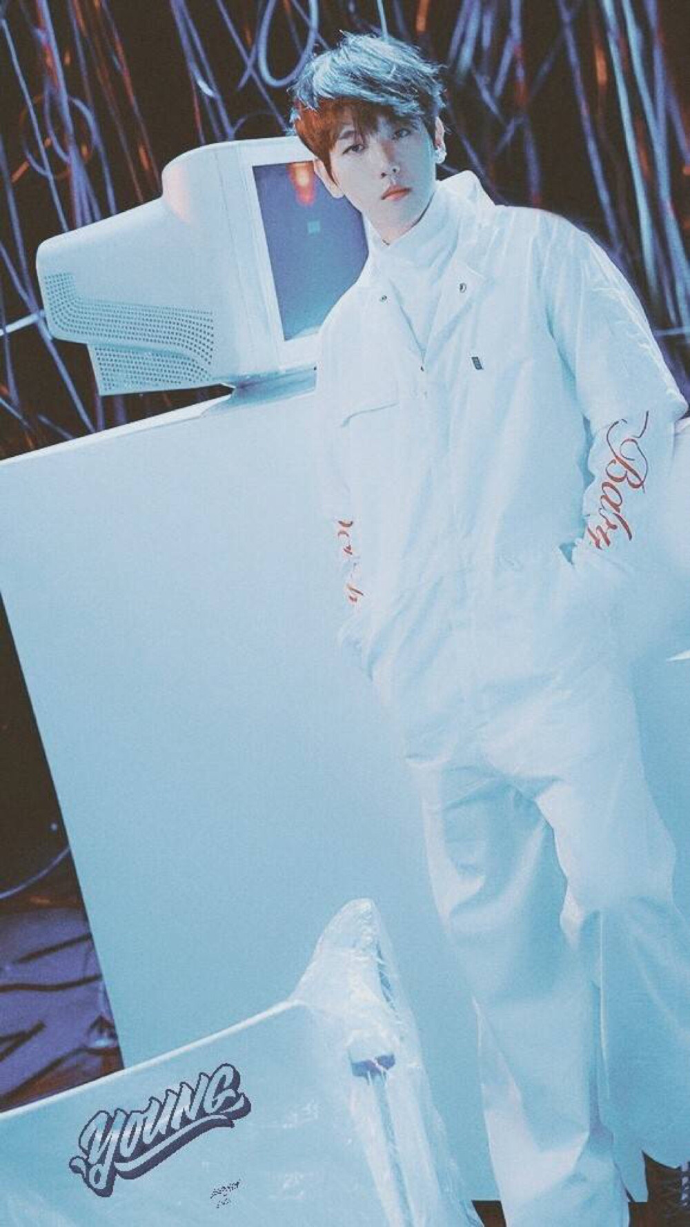 young 边伯贤×loco 图源weibo