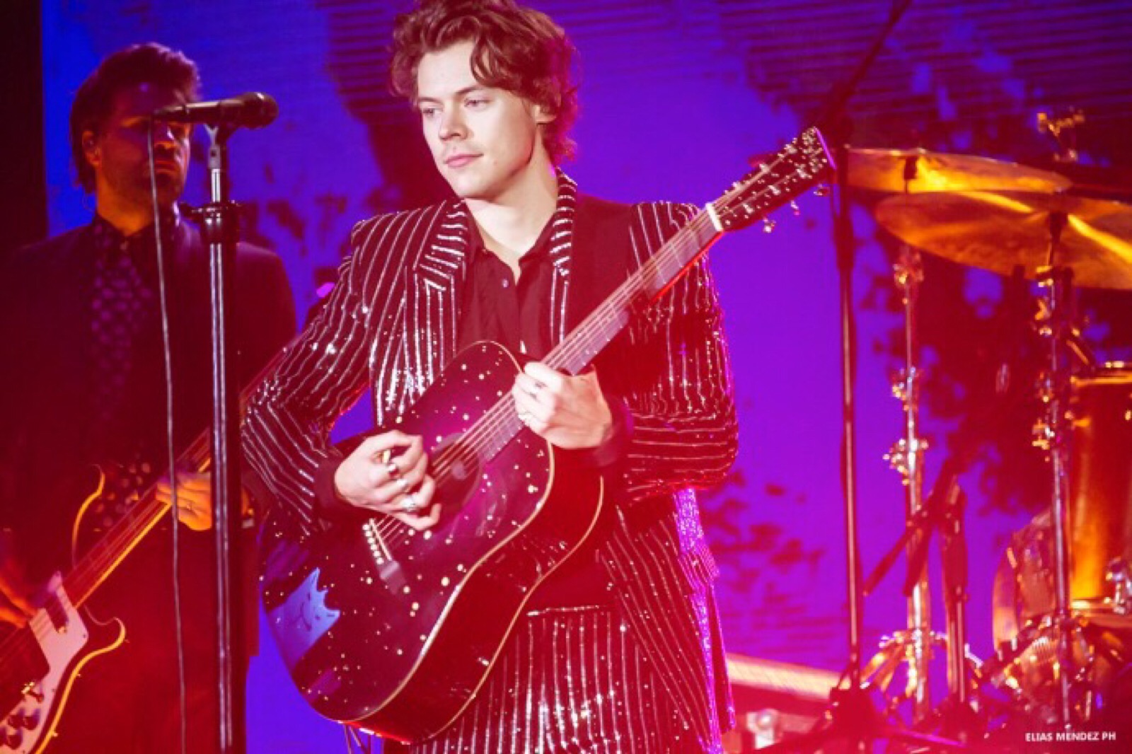 harrystyles,哈卷 - 堆糖,美图壁纸兴趣社区