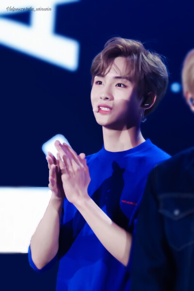 董思成winwin贝雷帽