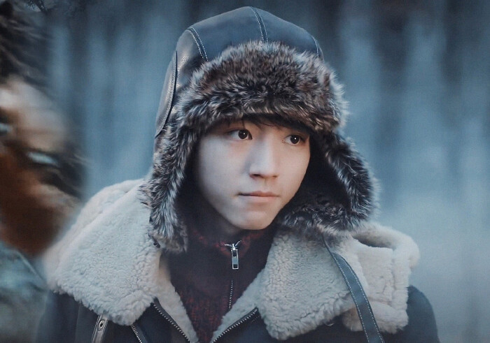 王俊凯×《天坑鹰猎》12集截图×cr:logo