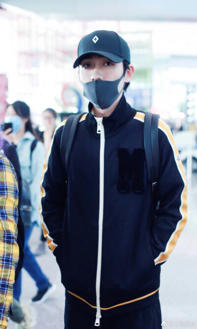 朱一龙快本机场