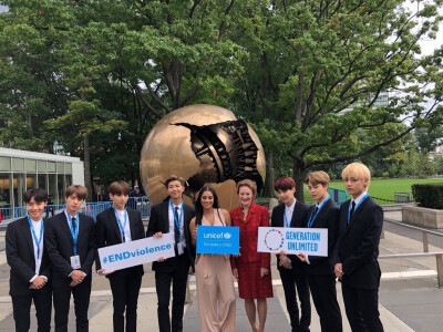 杨颖联合国演讲