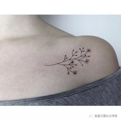 锁骨纹身