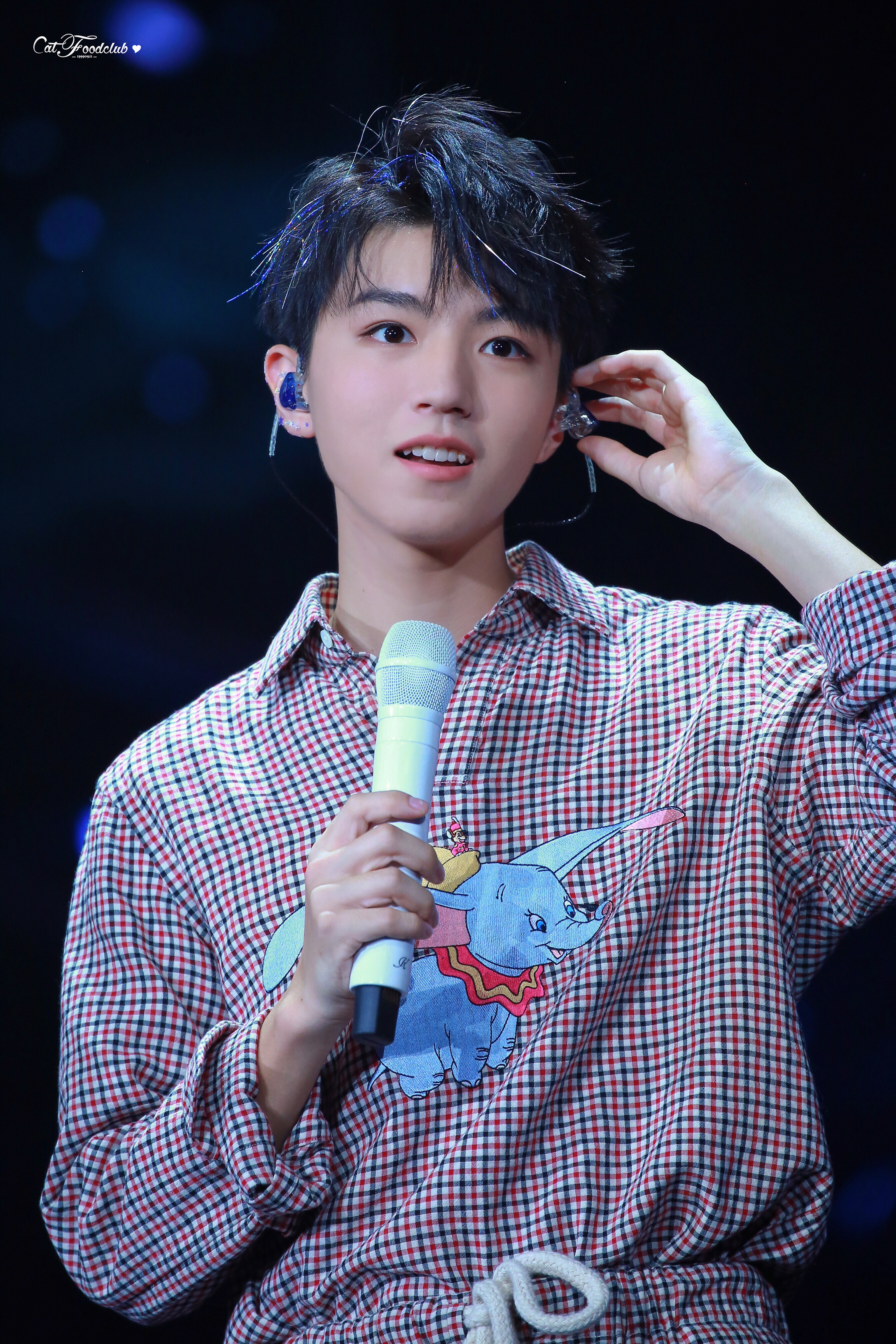 王俊凯# #tfboys王俊凯# #tfboys# cr catfoodclub王俊凯的猫粮社