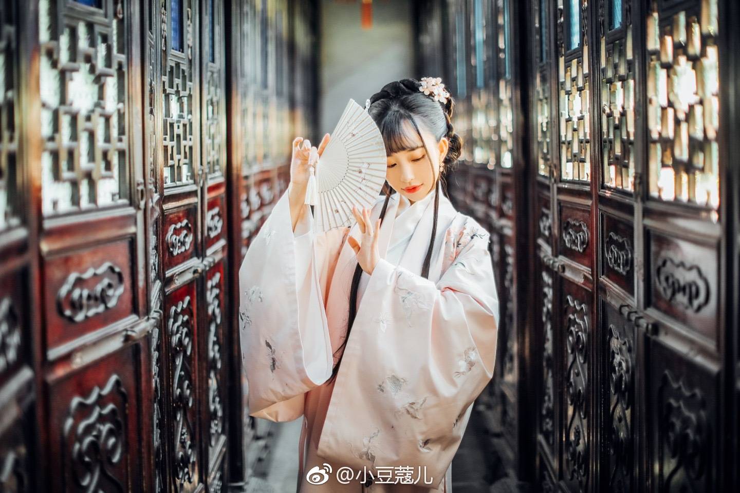十三余小豆蔻儿
