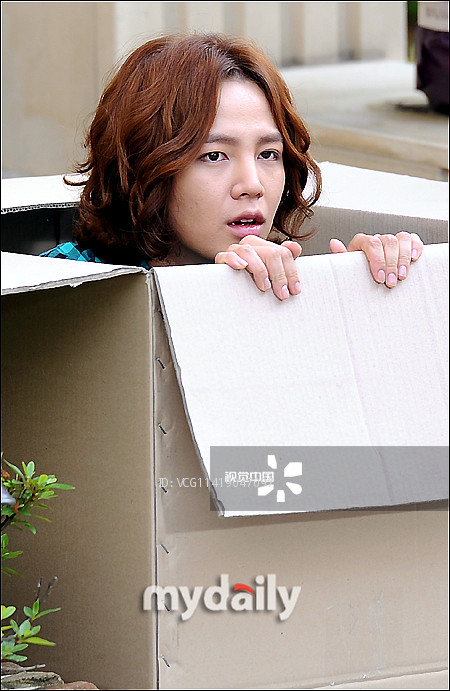 2011年7月6日,韩国,张根硕《宠物情人》