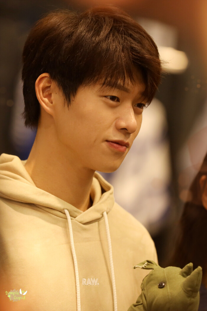 魏大勋 20181017 g-starraw环保主题展 cr.logo