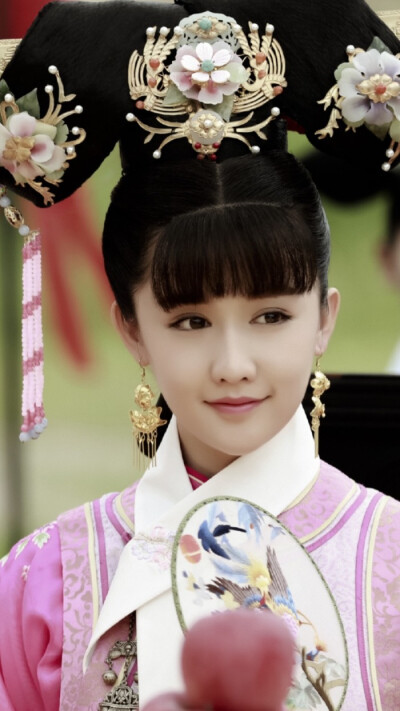 花落宫廷错流年-温宪-毛娜饰