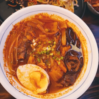 肥牛辛拉面