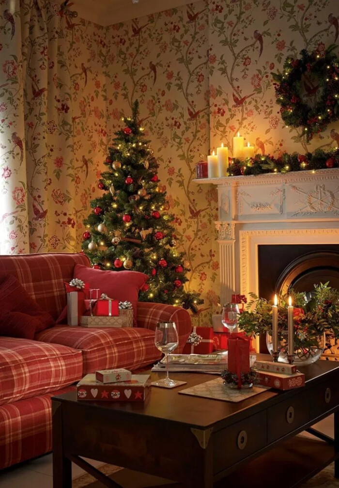 在家居环境里加入圣诞节的装饰元素,瞬间家中节日气氛满满呀!